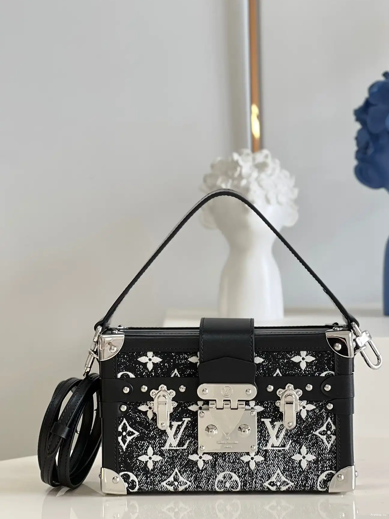 LOUIS VUITTON MALLE PETITE 0616